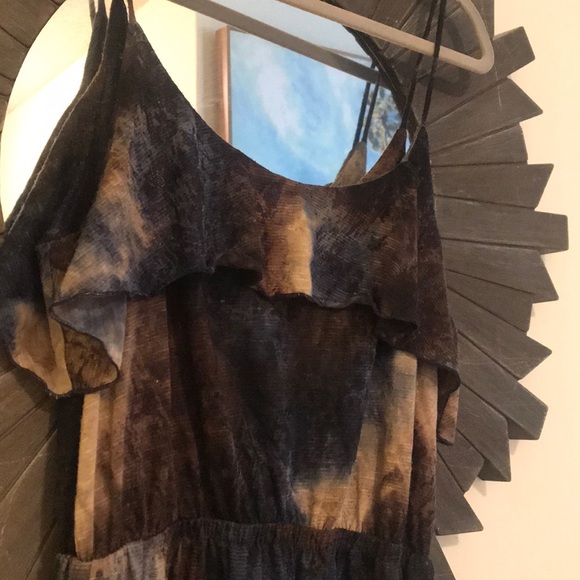 Tye dye dress with ruffle trim - Picture 2 of 2